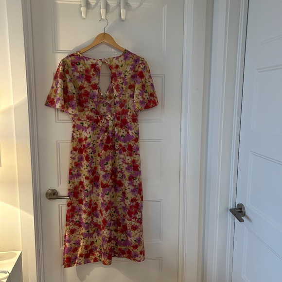 Purchased in Spain - Elegant Charlior Floral Satin Dress – Size M - Worn Once - Picture 4 of 5